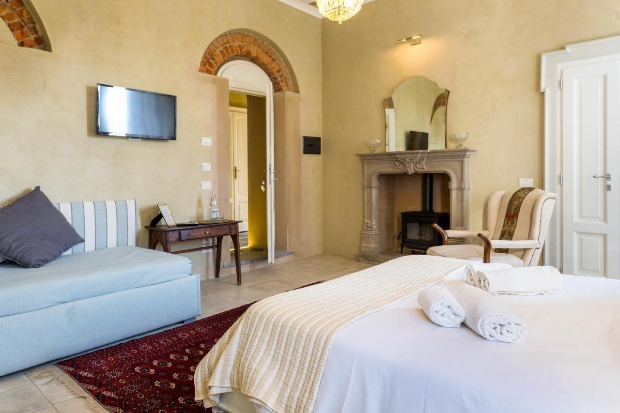 White Lilac Romantic B&B - Adults Only Arona Exteriör bild